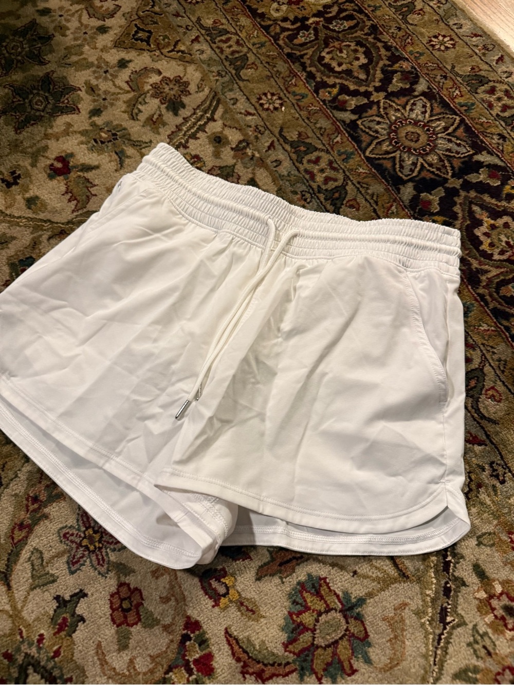 Abercrombie YPB Flowy White Shorts - Picture 2 of 6